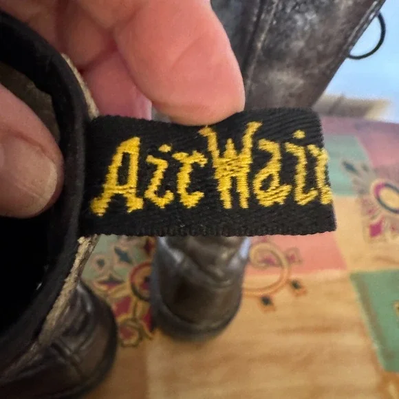 Dr Martens 1B99 Boots Women Sz US 9 EU 41 Distressed Metallic Silver 14 Eyelets - Picture 6 of 12